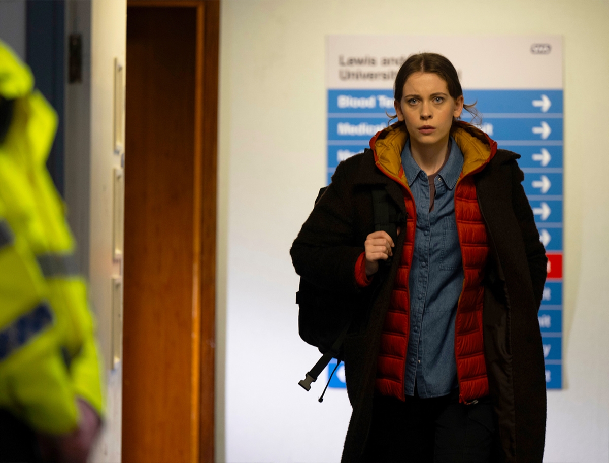 The Island: Series 1: Episode 3 thumbnail